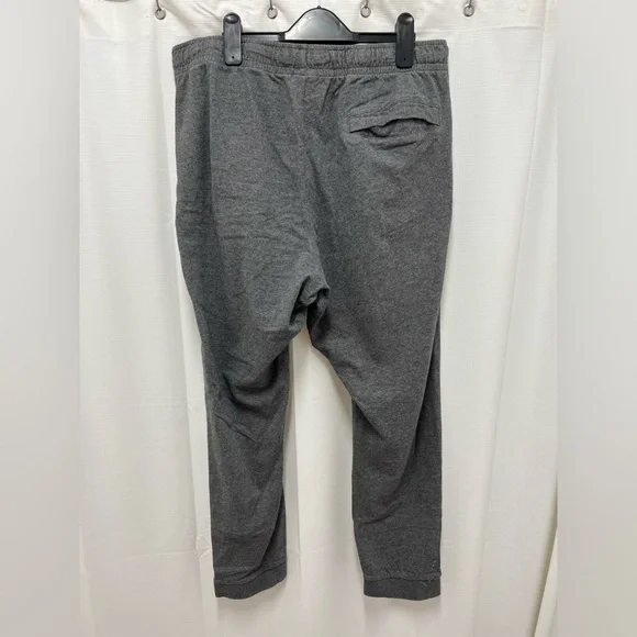 Nike gray joggers - Picture 2 of 3